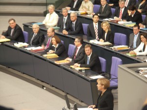 Angela Merkel im Bundestag. Foto: Landwehr